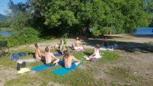 Yoga am Gifiz-See in Offenburg